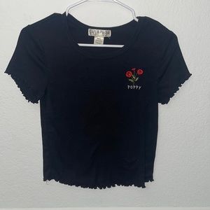 Cute crop top with embroidered poppys on the front